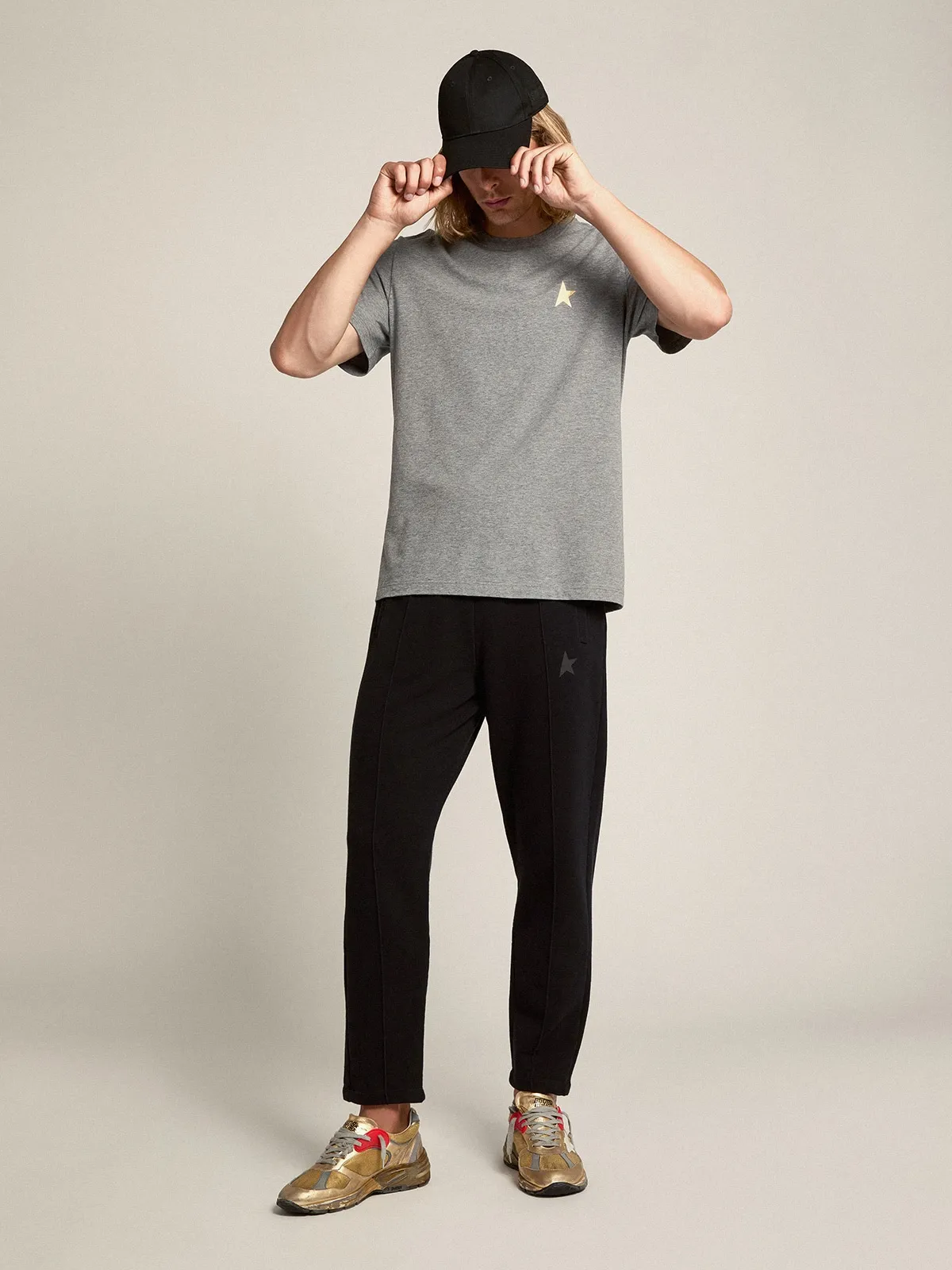 Pantalon de jogging homme noir avec étoile sur le devant | Golden Goose