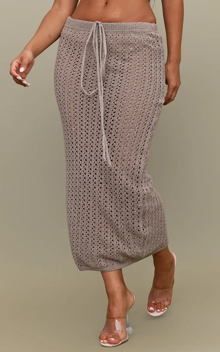 Petite Jupe longue en maille crochetée taupe