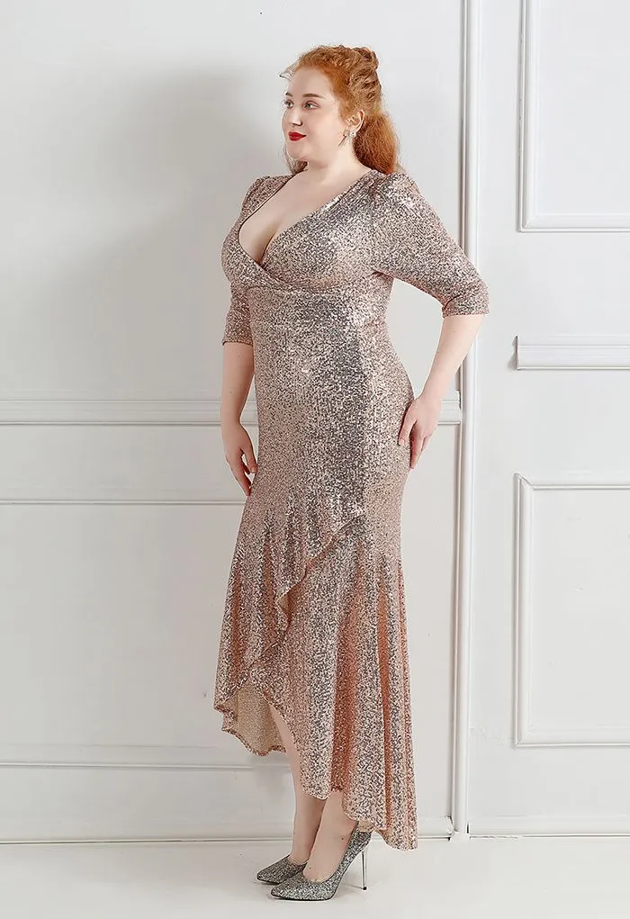 Robe à sequins à volants et manches coudées en champagne